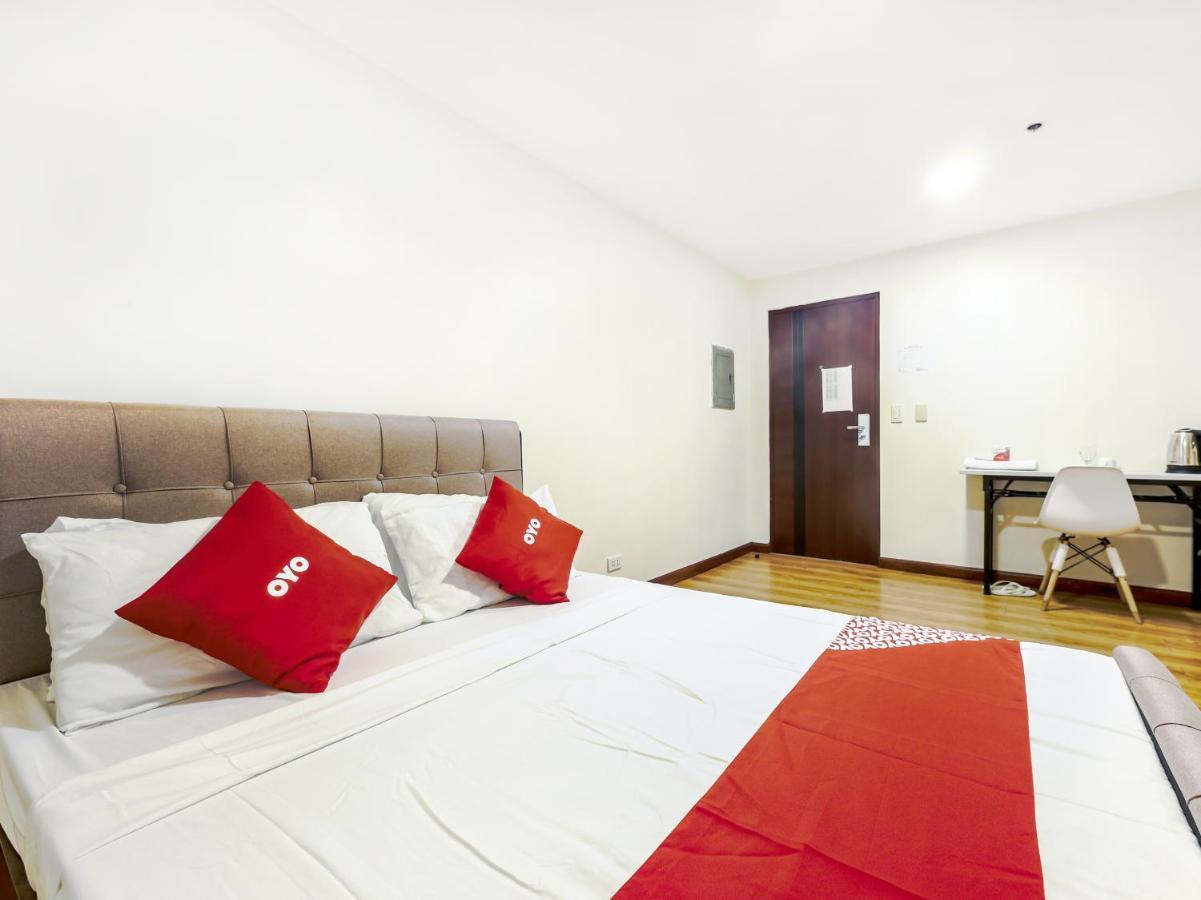 Vaccinated Staff - Oyo 837 Kysabel Hotel Paco Ngoại thất bức ảnh