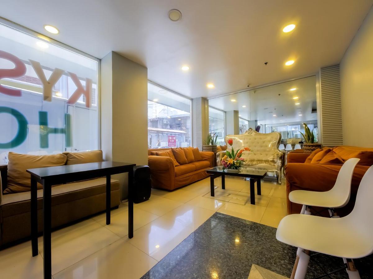 Vaccinated Staff - Oyo 837 Kysabel Hotel Paco Ngoại thất bức ảnh
